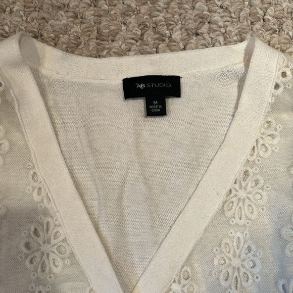 BRAND NEW AB STUDIO Ivory Sweater size M - Picture 2 of 4